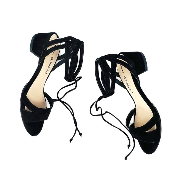 Via Spiga Heels Sandals Strappy Black Suede Size 5.5 Low Block Heel Vibram Sole - Picture 1 of 11